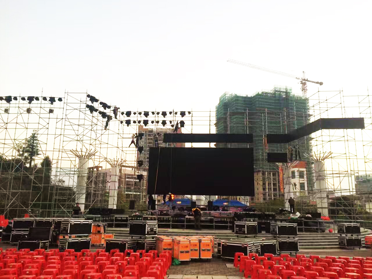 廣州晚會活動公司提供的廣寧電視臺直播跨年晚會案例賞析