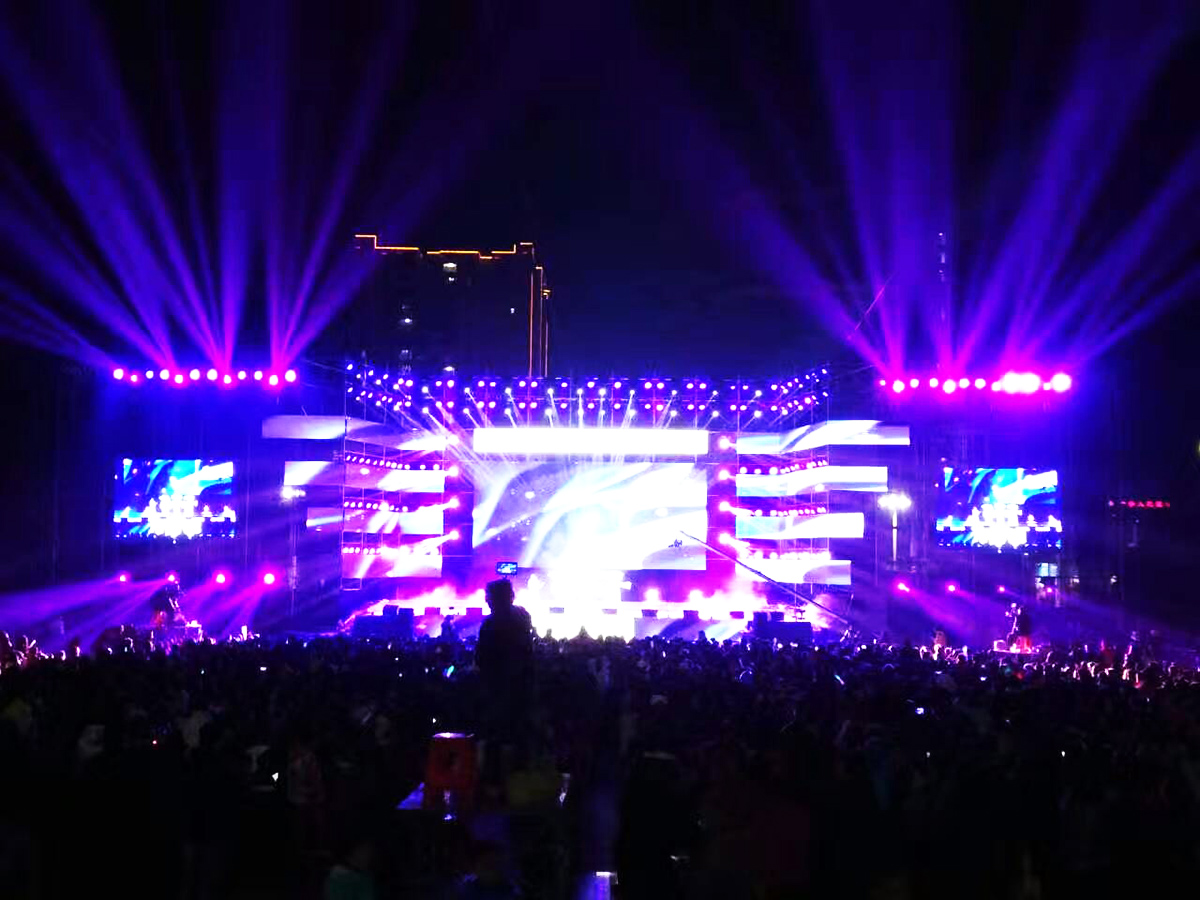 廣州晚會活動公司提供的廣寧電視臺直播跨年晚會案例賞析