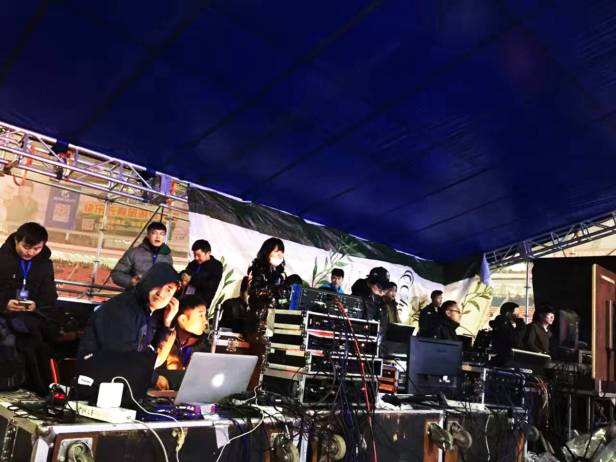 廣州活動公司提供的2016年華語金曲音樂會演出案例2